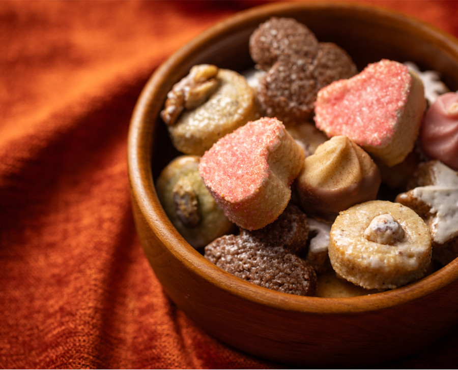 Assortiment Bredele moelleux : biscuits et petits gâteaux aux amandes | Maison Alsacienne de Biscuiterie
