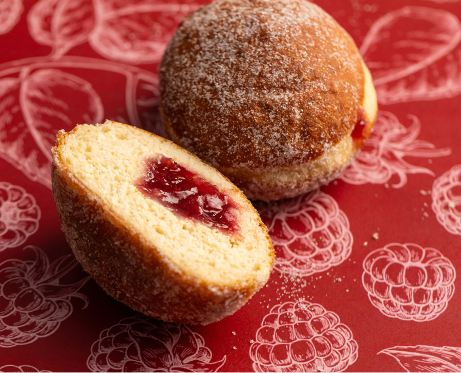 Beignet framboise - beignet de carnaval et mardi gras