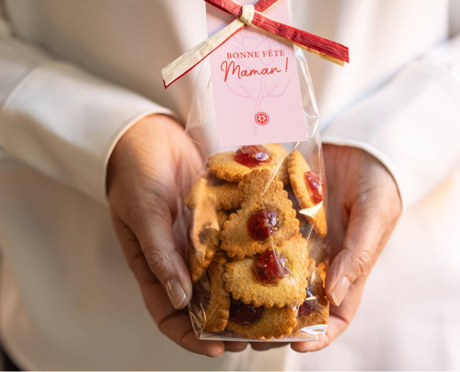 Ruby Butter Biscuit, a biscuit crowned with a candied cherry | Mothers' Day 2026 | Maison Alsacienne de Biscuiterie