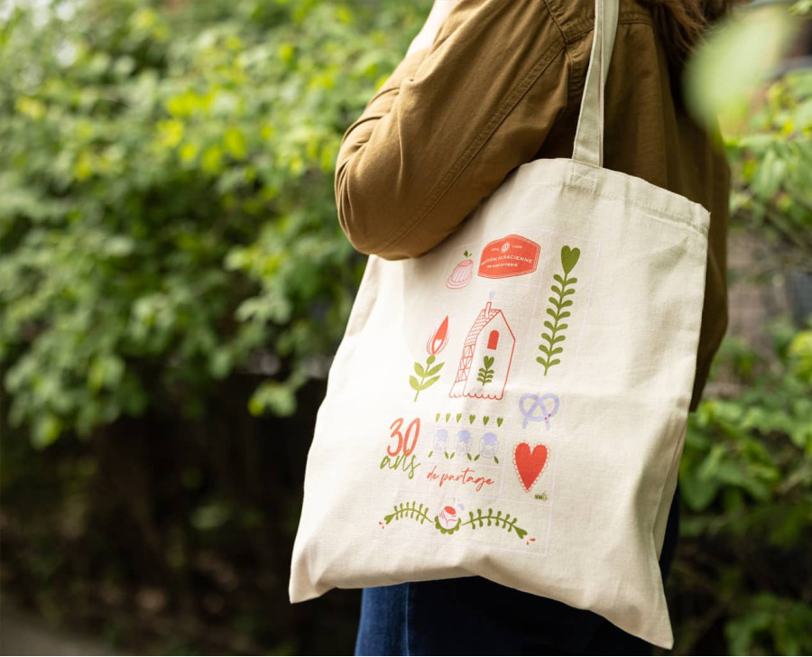 Tote bag 30e anniversaire, sac coton épais sérigraphié | Maison Alsacienne de Biscuiterie Tote bag 30e anniversaire, sac coton épais sérigraphié | Maison Alsacienne de Biscuiterie