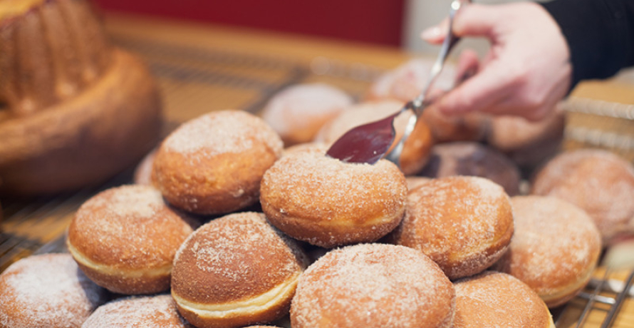 Nos Schenkele et nos beignets de Carnaval sont  en boutique !