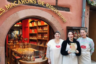 GOLD “Qualité Accueil” Trophy for our Riquewihr stores